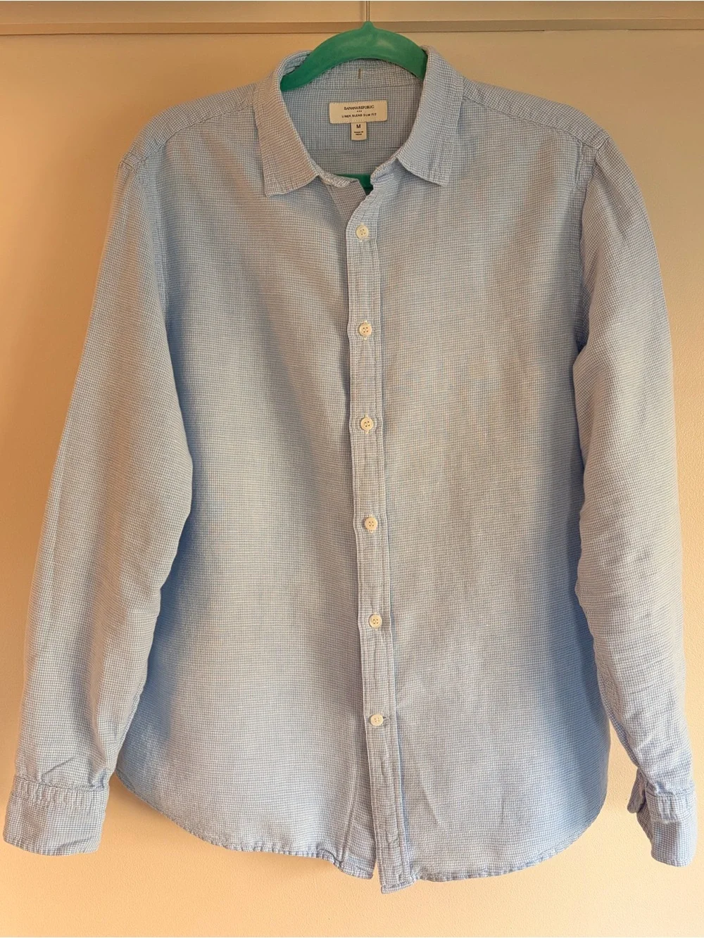 Banana Republic Light Blue Long-Sleeve Button-Down Shirt